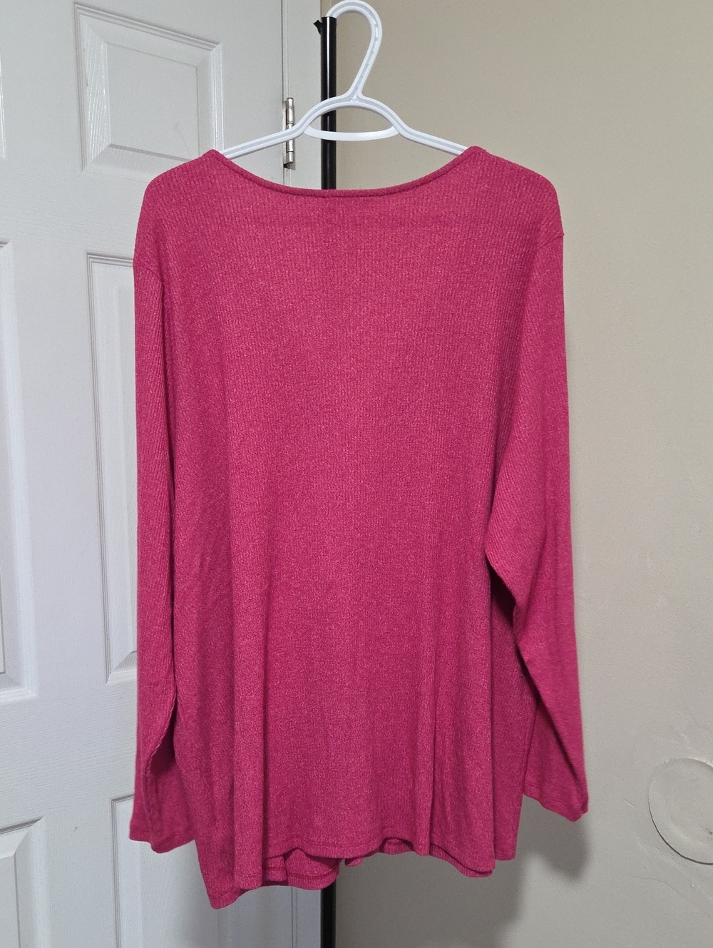 Penningtons Plus Size Raspberry Pink V-Neck Button Front Long Sleeve Casual Top - Picture 7 of 8